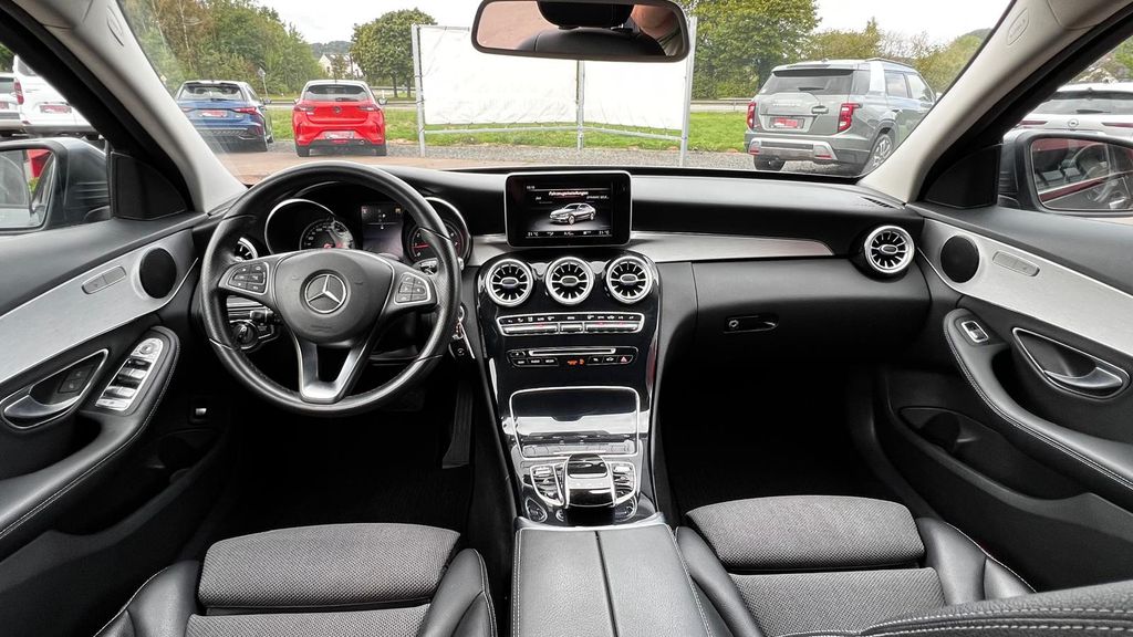 MERCEDES-BENZ C 200 Limousine AMG-Line 18"