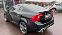 VOLVO S60 Lim. Momentum ***R-Design+Standheizung***