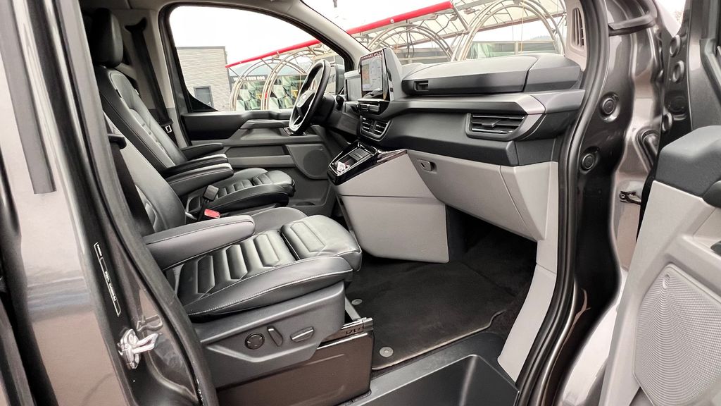 FORD Tourneo Custom Titanium AWD ***STANDHEIZUNG***