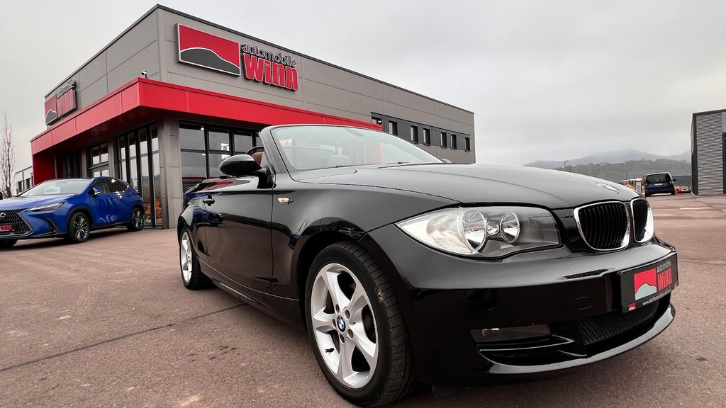 BMW 118i Cabrio **1. HAND / NUR 76.500 KM + LEDER**