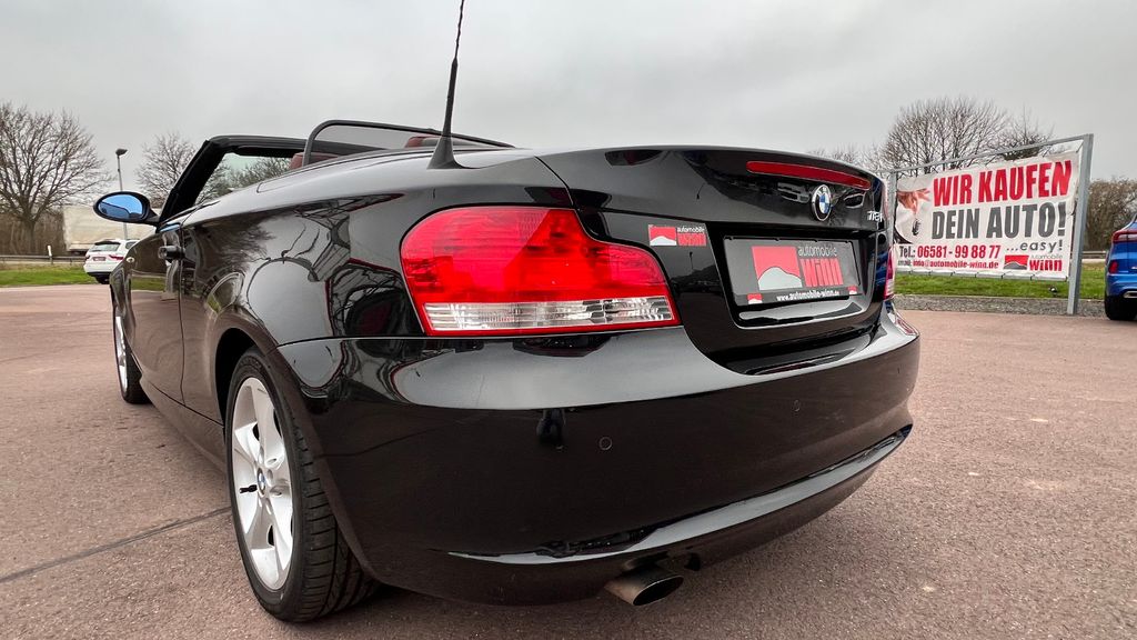 BMW 118i Cabrio **1. HAND / NUR 76.500 KM + LEDER**