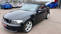 BMW 118i Cabrio **1. HAND / NUR 76.500 KM + LEDER**