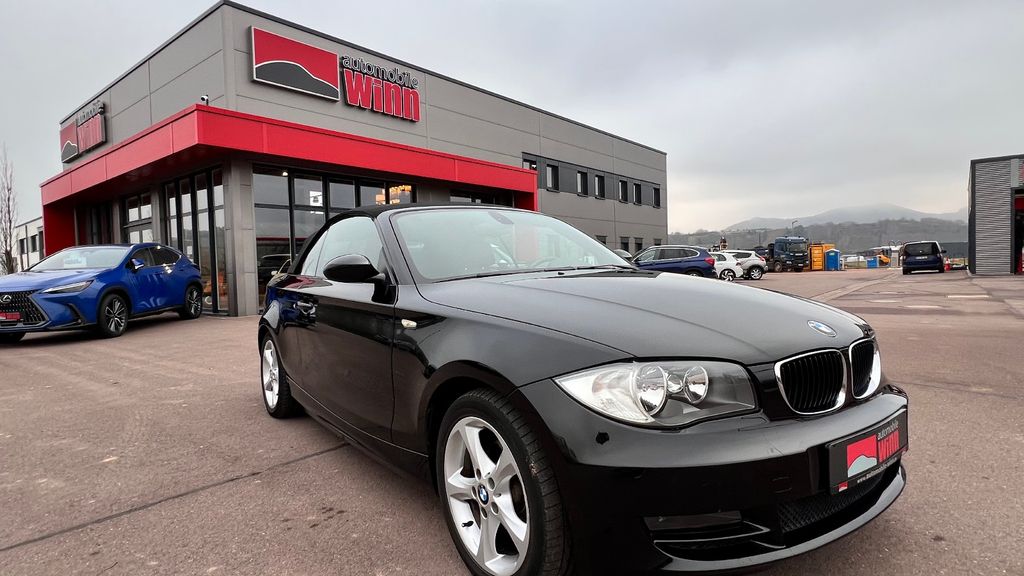 BMW 118i Cabrio **1. HAND / NUR 76.500 KM + LEDER**