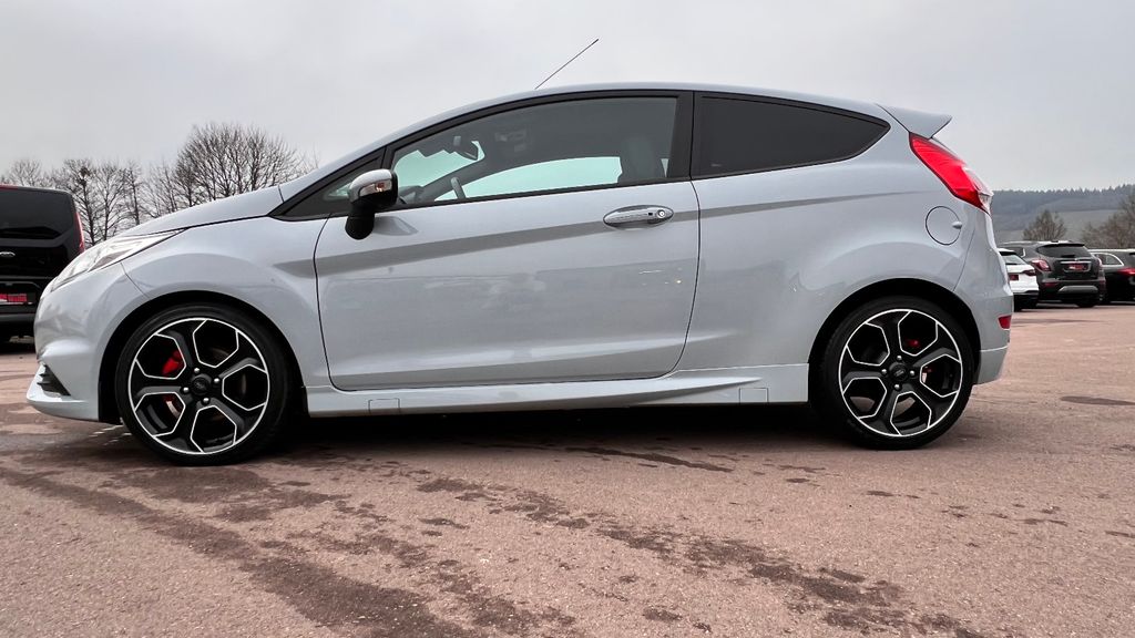 FORD Fiesta ST200 *1. HAND / HU/AU + Zahnriemen neu*