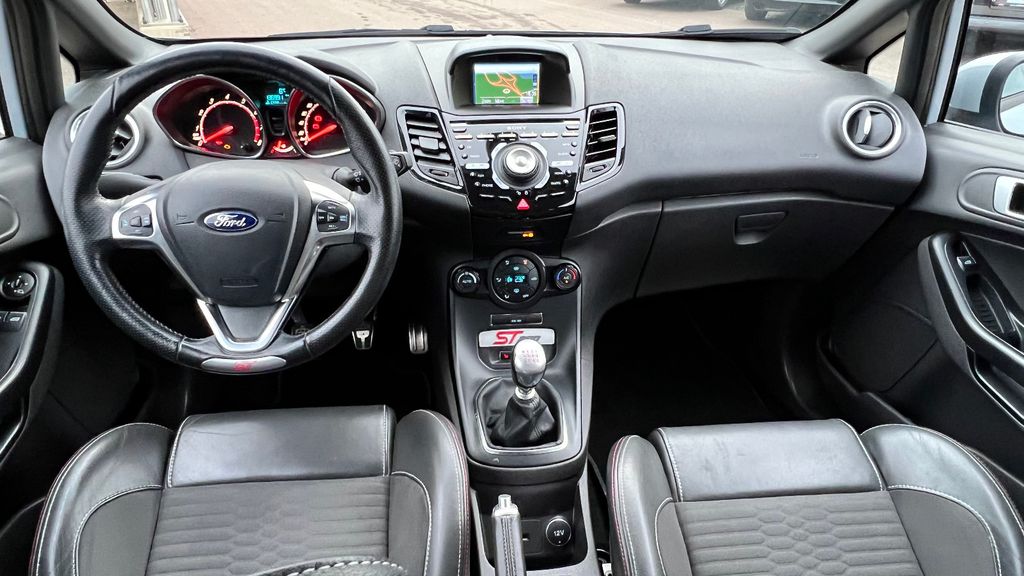 FORD Fiesta ST200 *1. HAND / HU/AU + Zahnriemen neu*