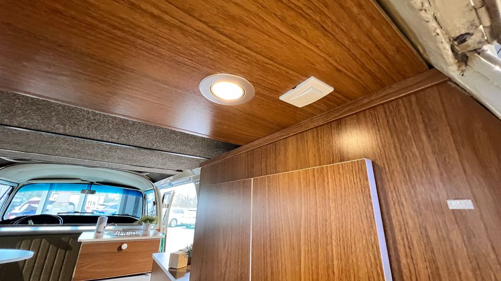 VW T2 CAMPER mit HOCHDACH