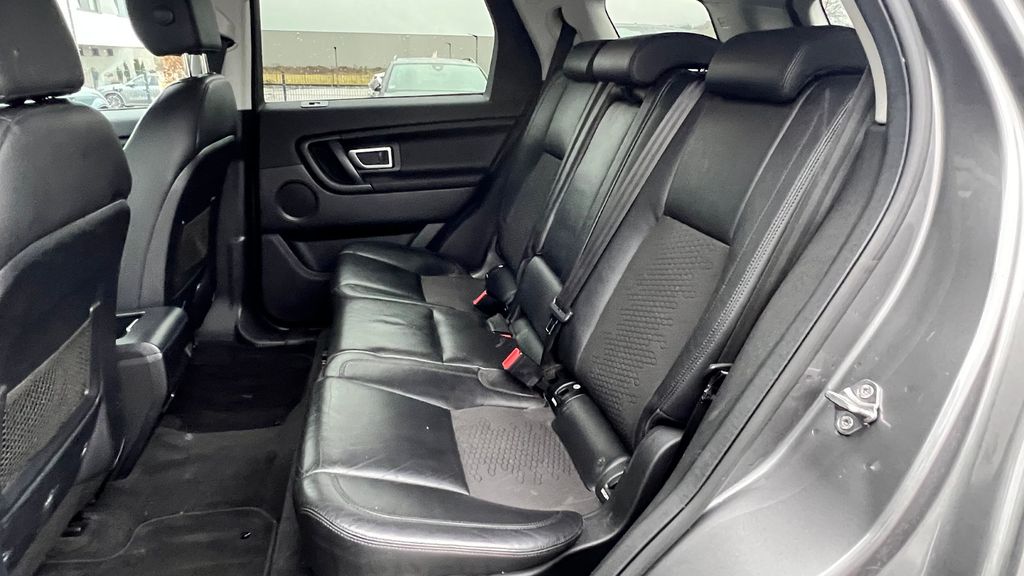 LAND ROVER Discovery Sport TD4 150PS 4WD HSE