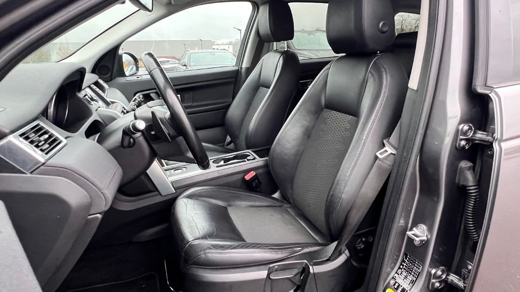 LAND ROVER Discovery Sport TD4 150PS 4WD HSE