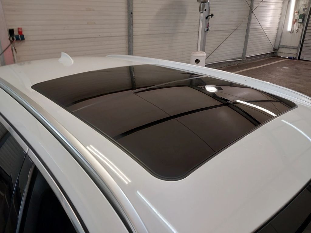 BMW 320 d Touring Luxury Line ***TOP AUSSTATTUNG***