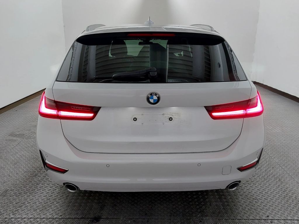 BMW 320 d Touring Luxury Line ***TOP AUSSTATTUNG***