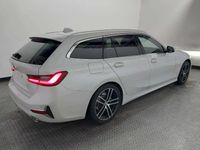 BMW 320 d Touring Luxury Line ***TOP AUSSTATTUNG***