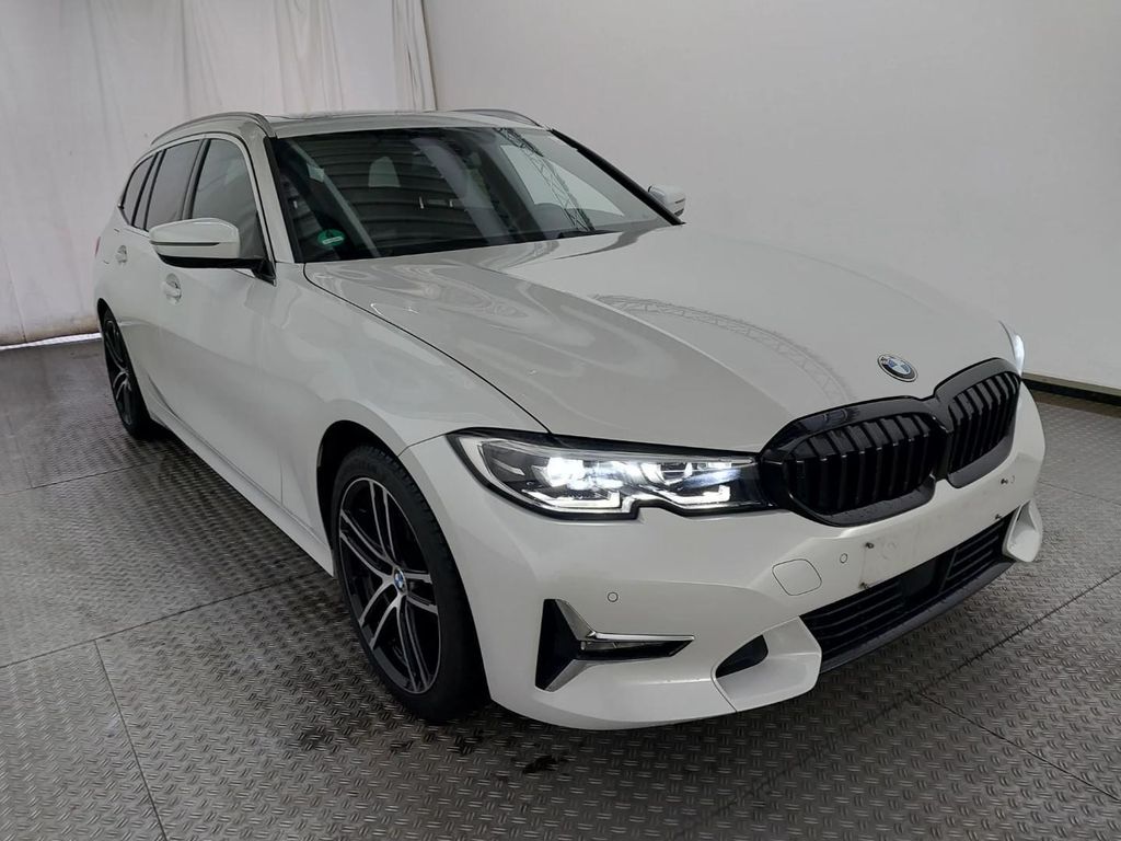 BMW 320 d Touring Luxury Line ***TOP AUSSTATTUNG***
