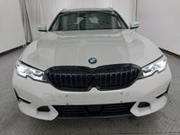 BMW 320 d Touring Luxury Line ***TOP AUSSTATTUNG***