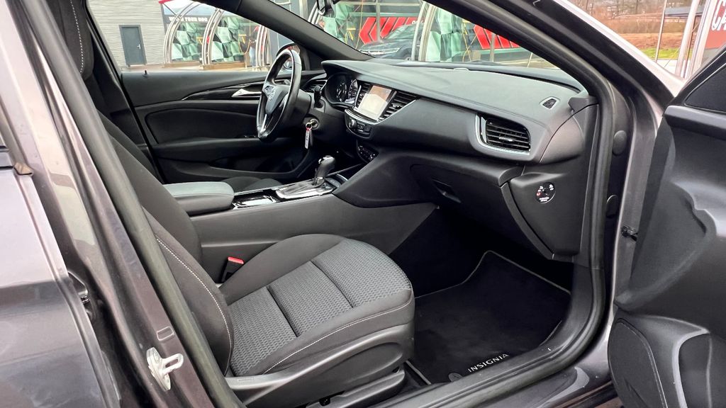 OPEL Insignia 2.0 CDTi Sports Tourer Business  *AHK*