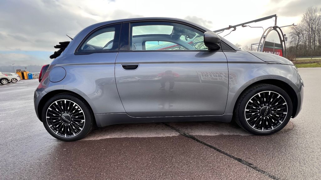 FIAT 500E C Icon *1. HAND + 42kw/h Batterrie*