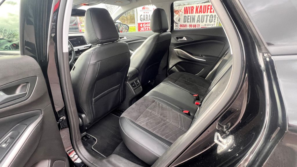 OPEL Grandland (X) 1.5 Ultimate *Night Vision + AHK*
