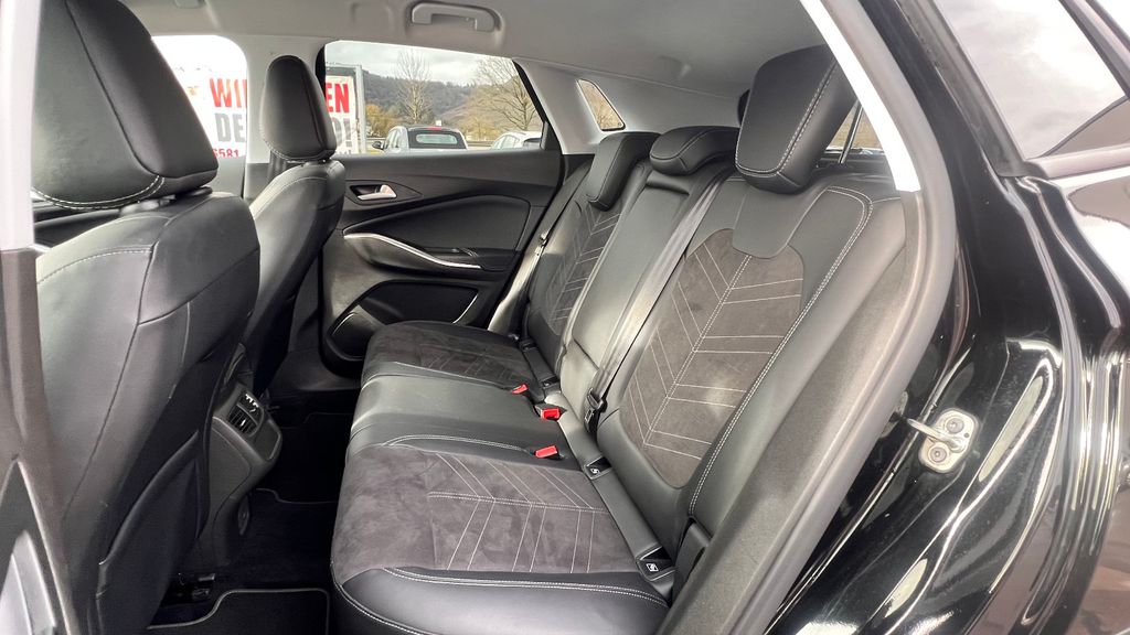 OPEL Grandland (X) 1.5 Ultimate *Night Vision + AHK*