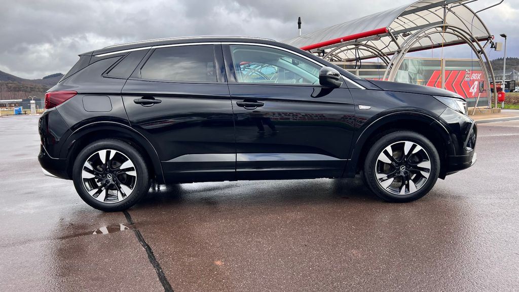 OPEL Grandland (X) 1.5 Ultimate *Night Vision + AHK*