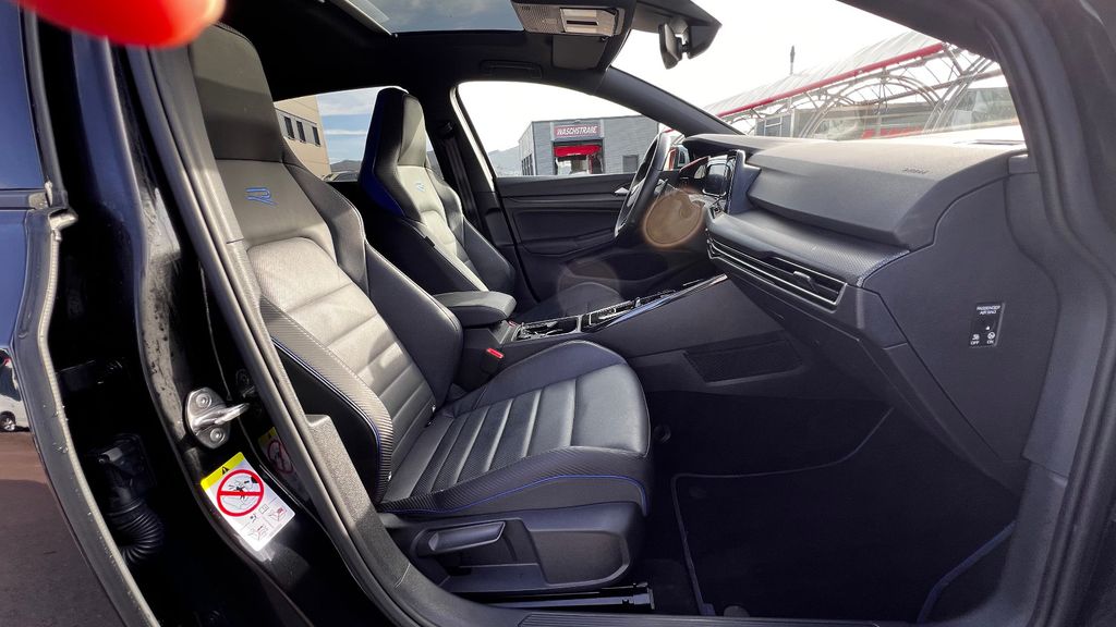 VW Golf VIII Lim. R Performance 4Motion*VOLLAUSST.*