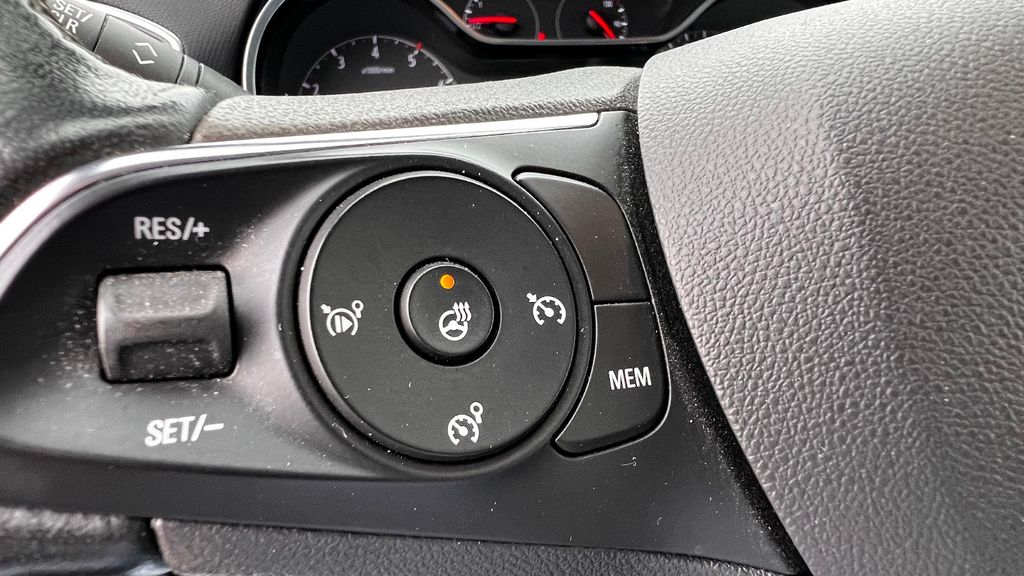 OPEL Crossland (X) 1.2 Elegance *VOLLAUSSTATTUNG*