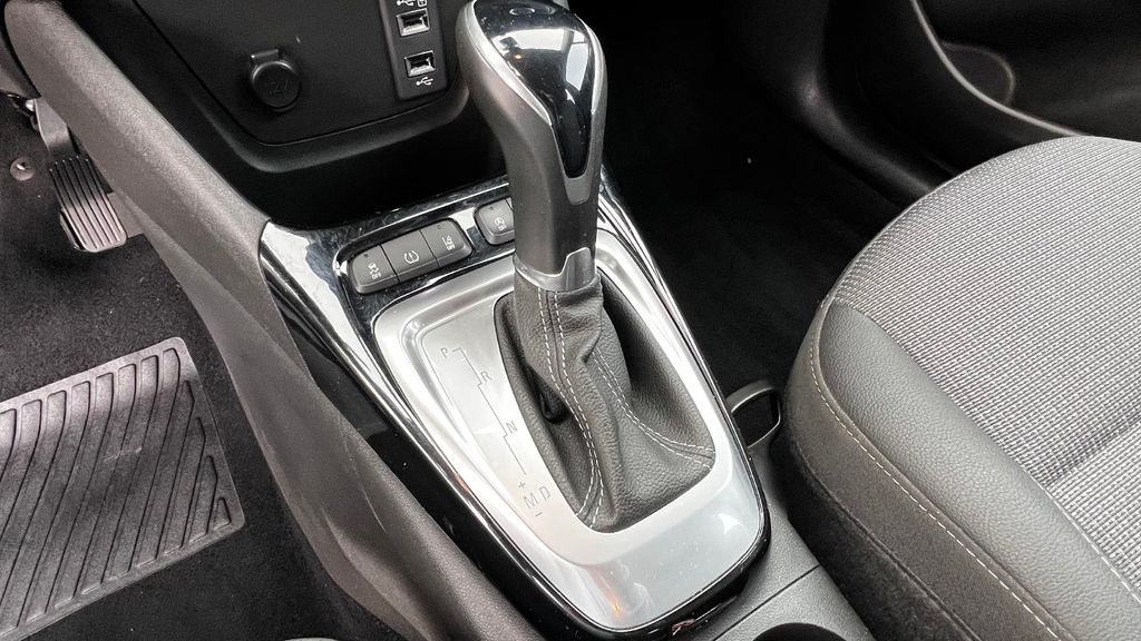 OPEL Crossland (X) 1.2 Elegance *VOLLAUSSTATTUNG*