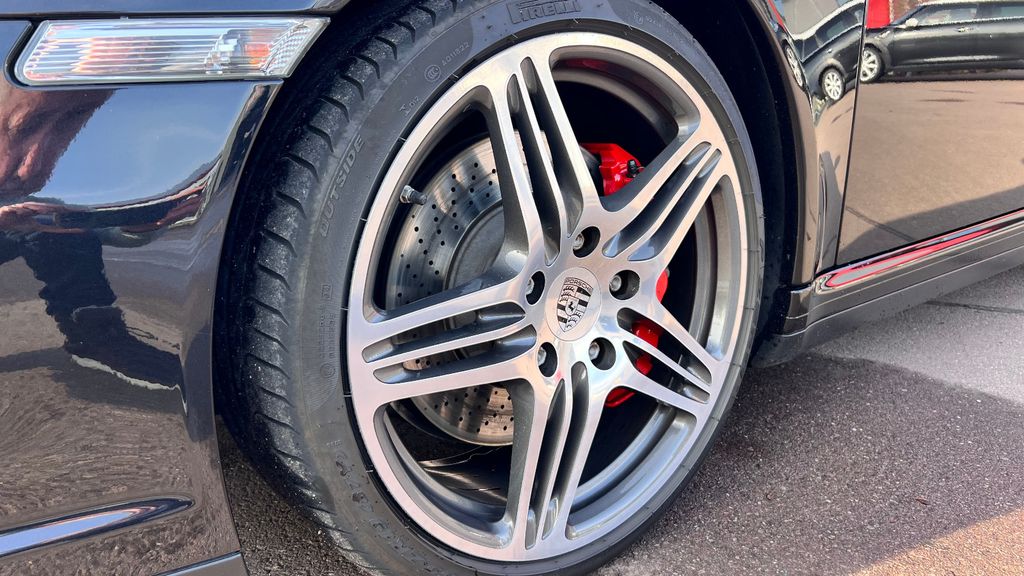 PORSCHE 911 Turbo 3.6l Cabrio *NUR 39.500 KM*