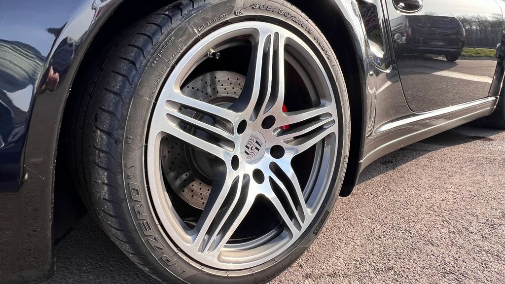 PORSCHE 911 Turbo 3.6l Cabrio *NUR 39.500 KM*