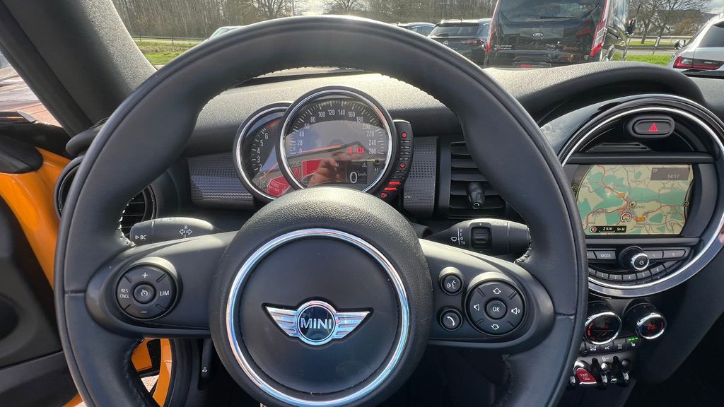 MINI COOPER Cabrio **NUR 53.000KM***