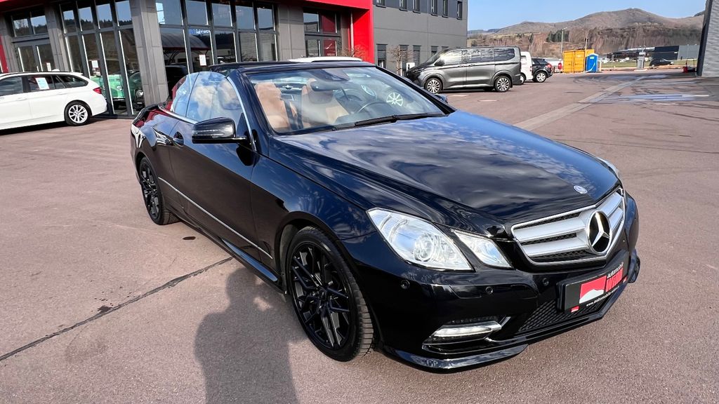 MERCEDES-BENZ E 200 E Cabrio E 200 *Leder+Airscraf+18"schwarz*
