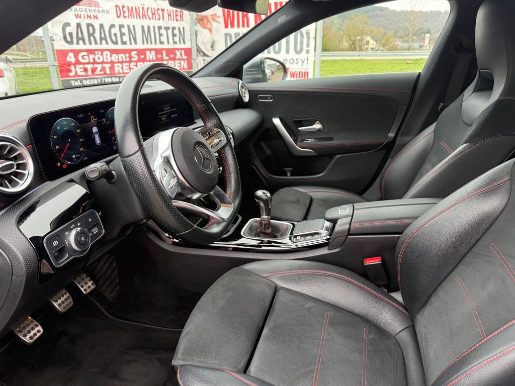 MERCEDES-BENZ CLA 200 Shooting Brake AMG-Line