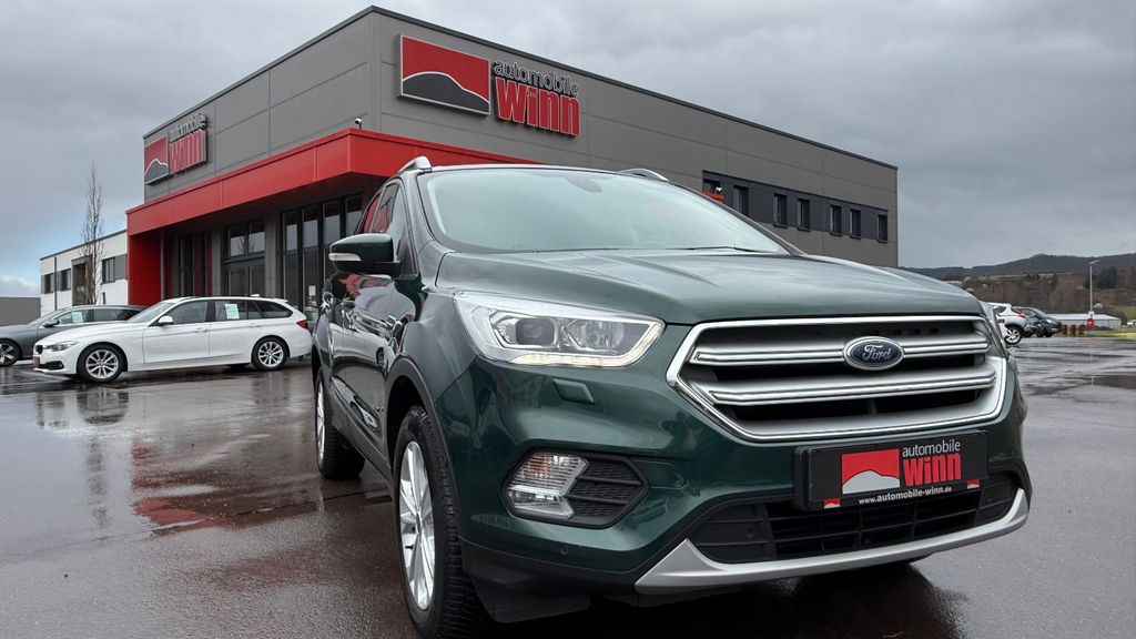 FORD Kuga 2.0 AWD Titanium **1.HAND + AHK schwenkbar