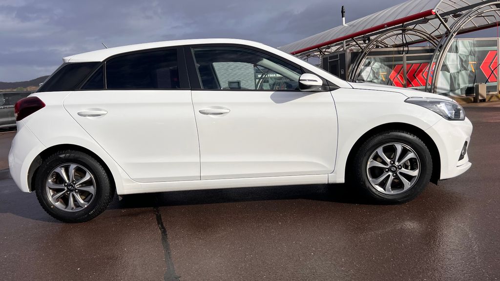 HYUNDAI i20 1.2 Select ***Klima+Tempomat***