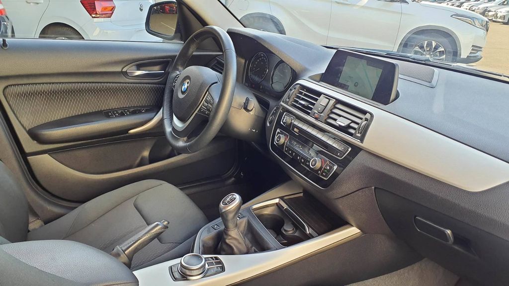 BMW 118 i Advantage ***1. HAND + LED + Alu 17"***