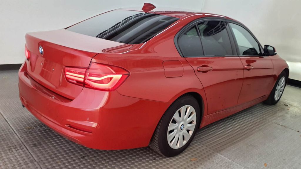 BMW 318 i Advantage Lim. *AHK+Sitzheiz. + Tempomat*