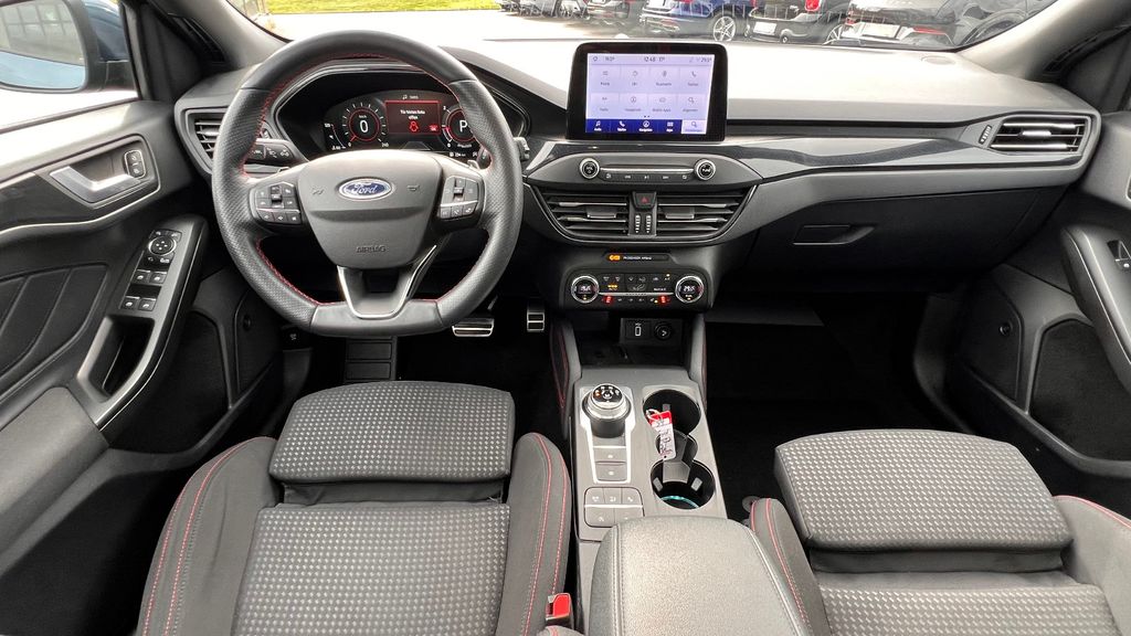 FORD Focus Turnier 2.0 ST-Line X **VOLLAUSSTATTUNG**