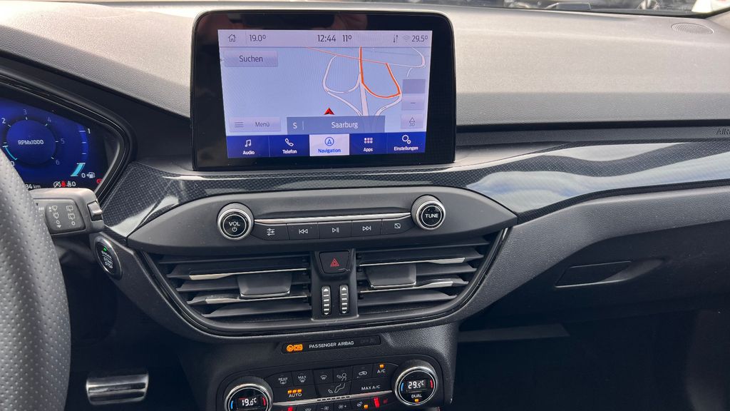 FORD Focus Turnier 2.0 ST-Line X **VOLLAUSSTATTUNG**