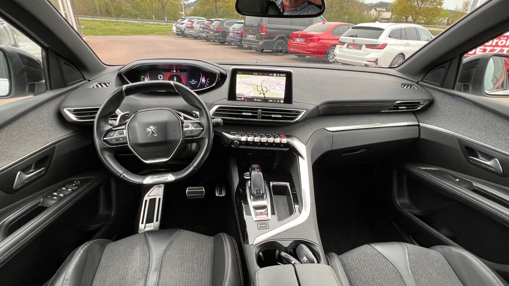 PEUGEOT 3008 1.6 GT-Line