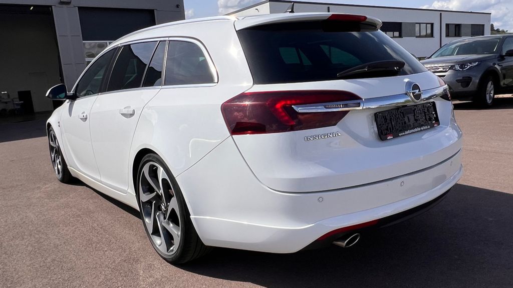 OPEL Insignia CDTI Sports Tourer ***Alu 20"+Recaro***