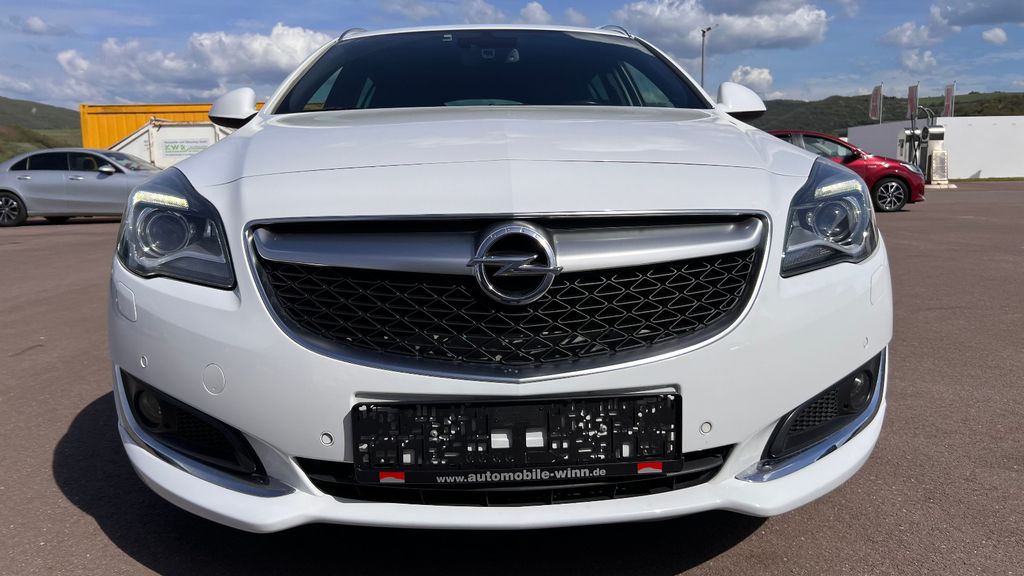 OPEL Insignia CDTI Sports Tourer ***Alu 20"+Recaro***