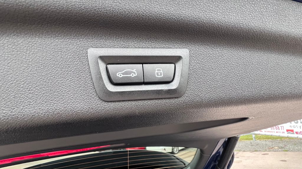 BMW 218i Active Tourer *Head-Up Display+360° Kamera*