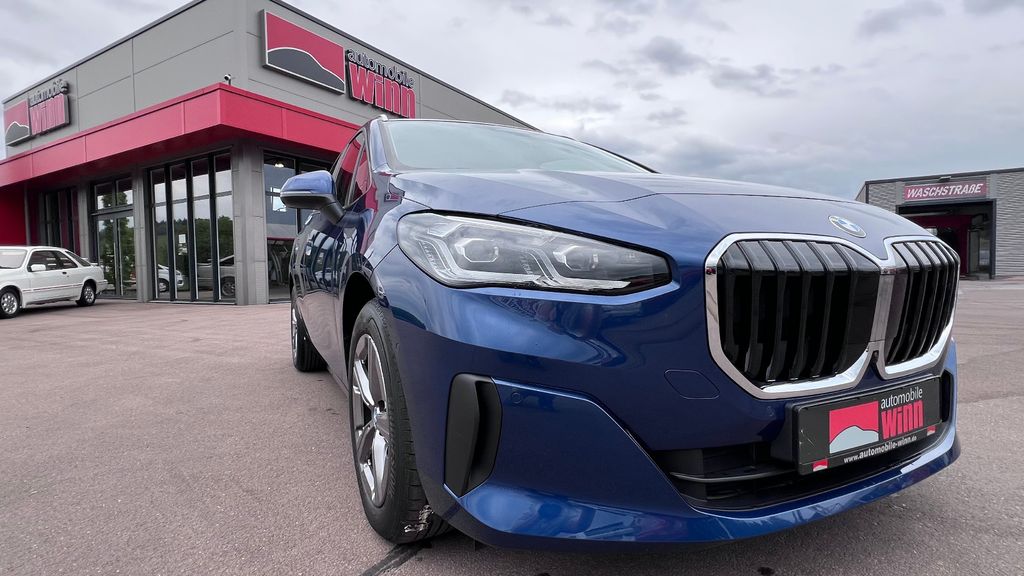 BMW 218i Active Tourer *Head-Up Display+360° Kamera*