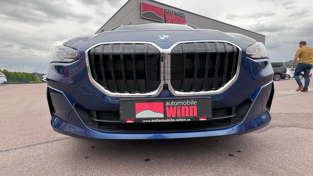 BMW 218i Active Tourer *Head-Up Display+360° Kamera*