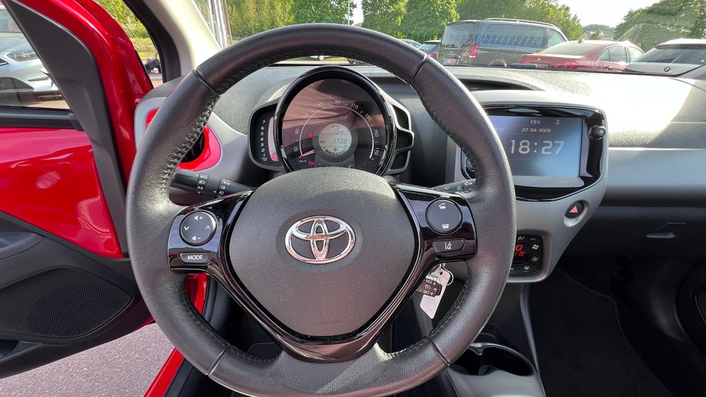 TOYOTA Aygo x-sky ***Stoffverdeck+Tempomat+Kamera***