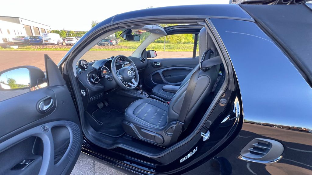 SMART fortwo cabrio electric drive/EQ VOLLAUSSTATTUNG