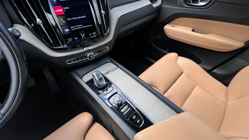 VOLVO XC 60 Inscription Plug-In Hybrid AWD