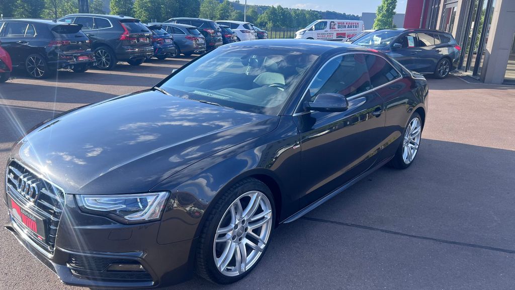 AUDI A5 Coupe 2.0 TDI ***S-Line / Top gefplegt***
