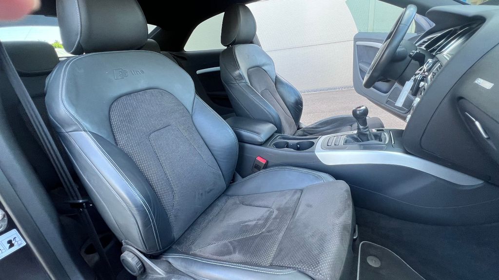 AUDI A5 Coupe 2.0 TDI ***S-Line / Top gefplegt***
