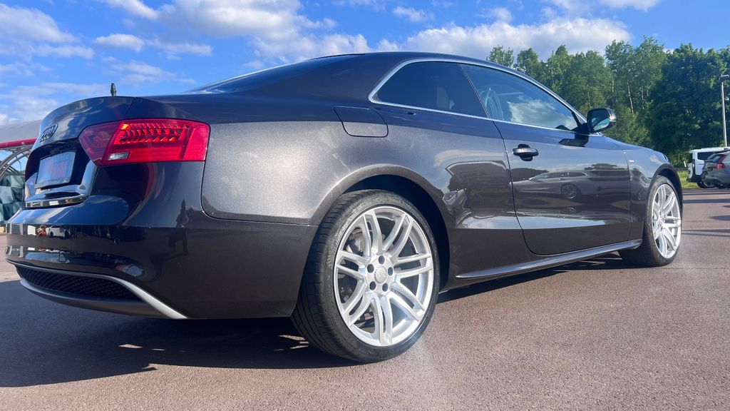 AUDI A5 Coupe 2.0 TDI ***S-Line / Top gefplegt***