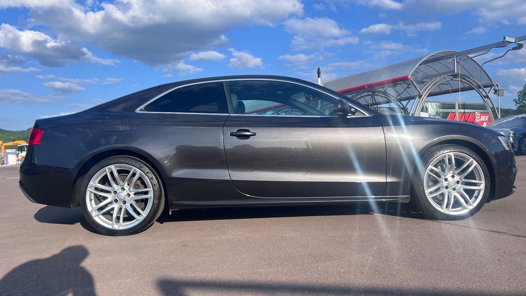 AUDI A5 Coupe 2.0 TDI ***S-Line / Top gefplegt***