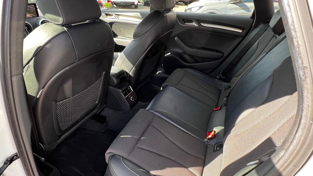AUDI A3 Sportback e-tron sport *S-Line+19"+GARANTIE*